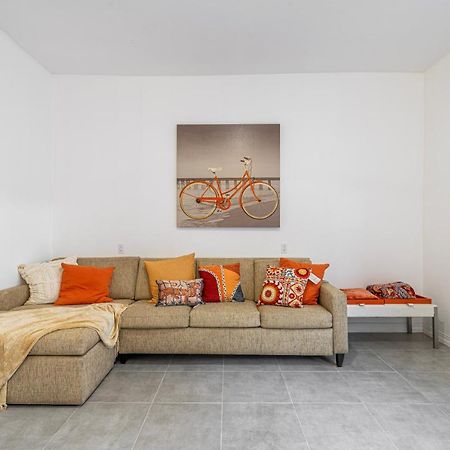2 Br/ 1 Ba Home, Sleeps 10, 1 Min Walk To Rosarito Beach 外观 照片