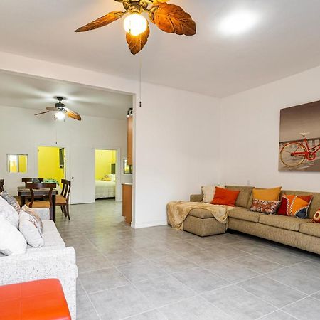2 Br/ 1 Ba Home, Sleeps 10, 1 Min Walk To Rosarito Beach 外观 照片