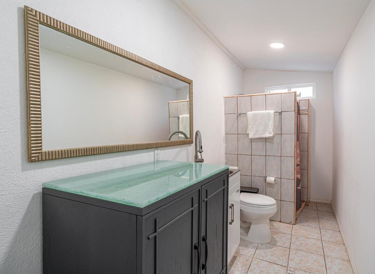 2 Br/ 1 Ba Home, Sleeps 10, 1 Min Walk To Rosarito Beach 外观 照片